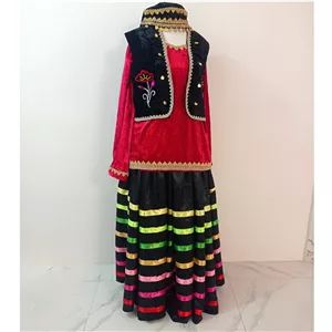 لباس محلی گیلانی گلدوزی شده کار دست .بسته 4تیکه