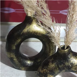 گلدون دوناتی،پس کرایه