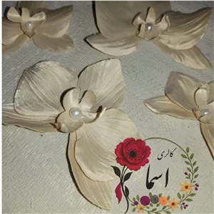 گل لباس ارکیده مینیمال