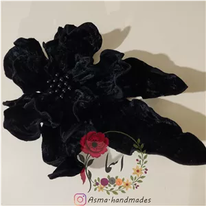 گل لباس نسترن کریشه با مغزی مروارید
