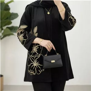 مانتو کتی مخمل شنل ، مانتو مجلسی زنانه ، کت مخمل زنانه ، مانتو گلدوزی مخمل
