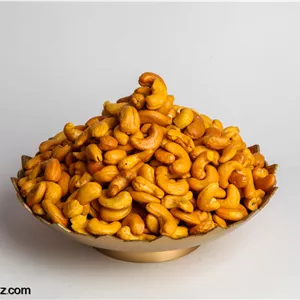 بادام هندی دستچین 240 شورآجیل لوکس برای پذیرایی حرفهای
