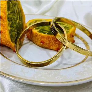 دستبند دیور