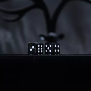 تاس شاخ گاومیش مشکی(9mm)تراش استاندارد 2گرمی 