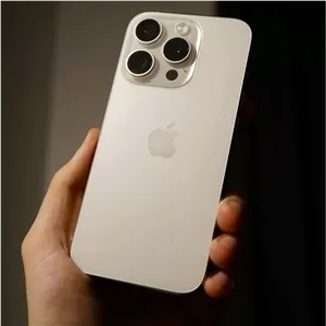 طرح اپل IPhone 16 pro max حافظه 128 رم 6 گیگابایت 