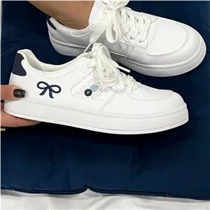 ونس ساده شیک ترندسفیدمشکی کرم قهوه ای زنانه دخترانه کفش کتانی کتونی اسپورت لژداربندی چرم مجلسی طبی سبک راحتی راحت پصهفهش
