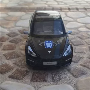 تسلا مدل 3 فلزی