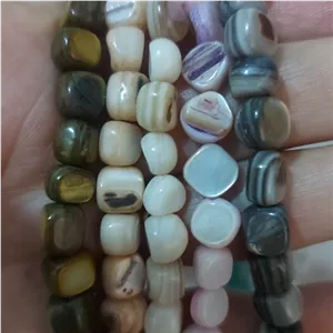 سنگ صدف رنگی نامنظم ریسه ای 