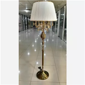 آباژور قدی ایستاده کنارسالنی روشنایی سلطنتی طرح برنز برنجی (پس کرایه) 