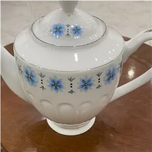 قوری چینی قدیمی