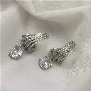 گوشواره رادیوم آویز نگین کد GO00317