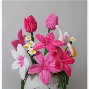 گل لیلیوم پیپ پاکنی
