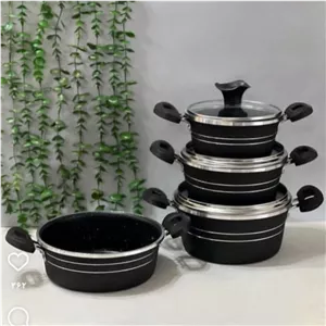 سرویس قابلمه 7پارچع گرانیتی شامل سه تا قابلمه ویک تابه وسع تا درب پیرکس مناسب پخت یک تا 4نفر 