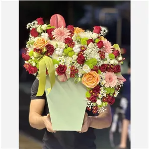 سبد گل طبیعی تولد همسر (آلپینا گلفروشی تربت حیدریه)