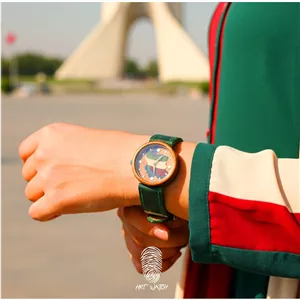 ساعت مچی دست ساز چوبی رزینی مدل نقشه ایران