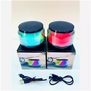 اسپیکر بلوتوثی شیشه ای S300 دارای RGB نورپردازی خوشگل و کیفیت و بلندی صدای خوب