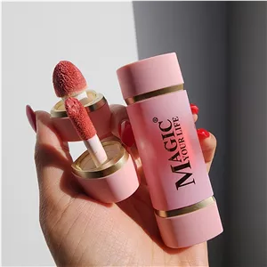رژگونه و رژ مایع پددار Magic