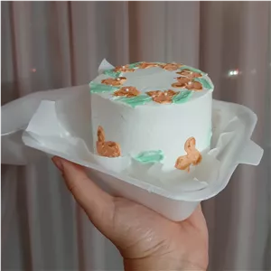 مینی کیک بنتوکیک بافیلینگ موز وگردو