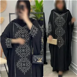عبایی ورساچه (فری 38 تا 50) عبا زنانه - عبای زنانه - مانتو زنانه - مانتو بلند مشکی - عبا مشکی محرمی - پیراهن بلند مجلسی 