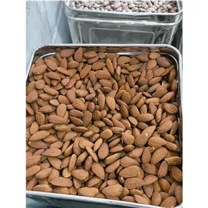 مغز بادام خام لوکس(250 گرمی) پس کرایه