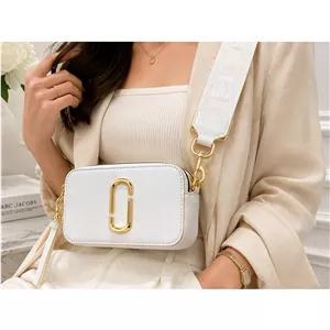 کیف رودوشی زنانه Marc Jacobs مدل 2026