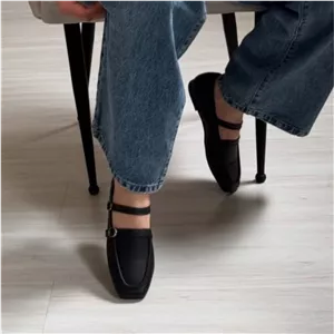 کفش کالج زنانه دخترانه شیک و باکیفیت در دو رنگ مشکی و قهوه ای