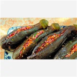 ترشی بادمجان شکم پر هفت رنگ،یک کیلویی،گیلان.رشت
