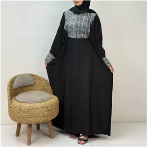 مانتوعبایی نیم زیپ یقه سنتی