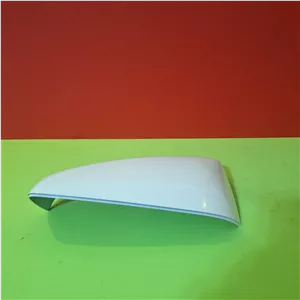فلاپ روی آینه بغل ساینا و کوئیک سمت چپ سفید