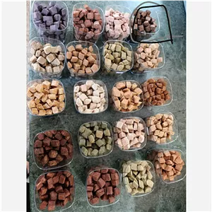قند خرما با طعم گل محمدی،پودر آویشن کوهی (300 گرمی با ظرف )