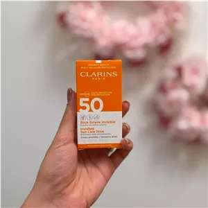 ضدآفتاب استیکی کلارنس clarins 