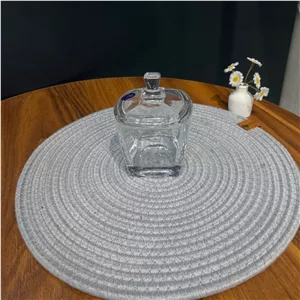 قندان شیشه ای مربع شکل