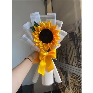 دسته گل آفتابگردان روبانی