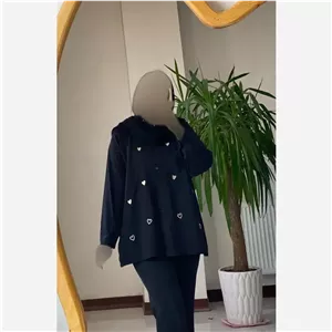 مانتو قوارهدار زنانه طرح قلب گلدوزی شده جنس ویسکوز نخ رنگ مشکی سایز فری 40 تا 48 (2)