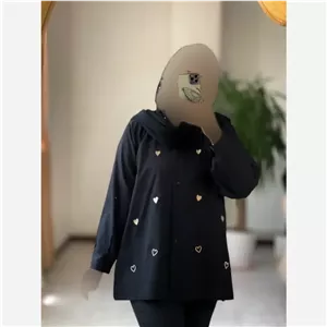 مانتو قوارهدار زنانه طرح قلب گلدوزی شده جنس ویسکوز نخ رنگ مشکی سایز فری 40 تا 48