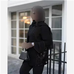 مانتو زنانه مدل آلیسا پارچه شانتون اندونزی با خرجکار گیپور پولک دوزی شده