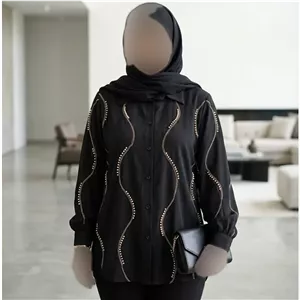 شومیز زنانه کرپ الیزه مدل سیما با خرجکار نگین و مروارید سایز بزرگ