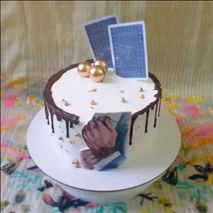 کیک شیک مردانه می تونید درطرح و وزن دلخواه سفارش بدید