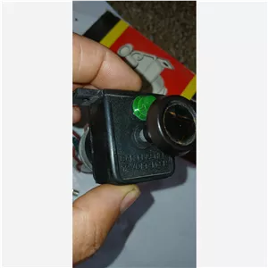 کلیدفلاشرپیکان مارک معروف HAZARD