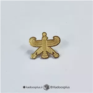 بج سینه درفش شهباز طلایی بُرشی