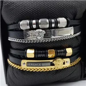 دستبند مردانه چرم و پلاک استیل طرح ورساچ VERSACE سه لاین رنگ ثابت کد amp (پس کرایه)