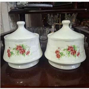 2 عدد قندان چینی گل سرخی طرح برجسته با ارسال رایگان 