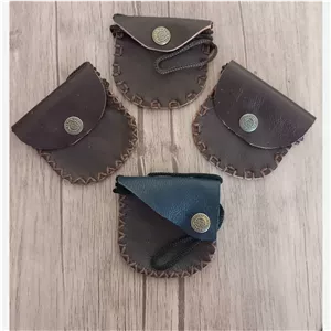  گردنی چرمی و کیف دعا چرم طبیعی طرح نیمگرد