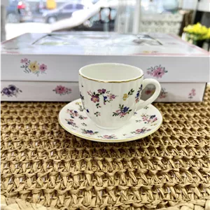 فنجان نعلبکی قهوه خوری گلدار شیاردار