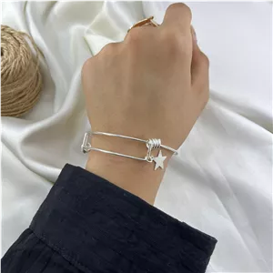 دستبند زنانه بنگل مینیمال مدل ستاره