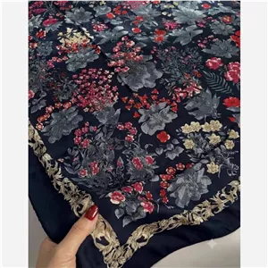 روسری نخی سیا اسکارف