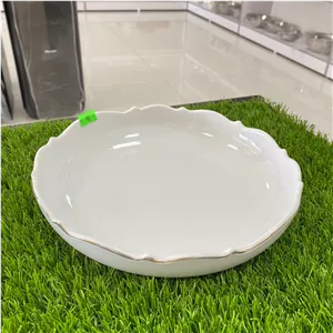 مرغ خوری گرد لب طلا