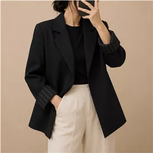 کت مینیمال مشکی کت بیسیک کت اورسایز کت یقه انگلیسی