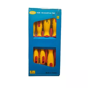 سری پیچ گوشتی 1000ولت AKT کد 65001