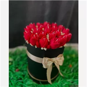باکس گل شمعی ، لاله قرمز